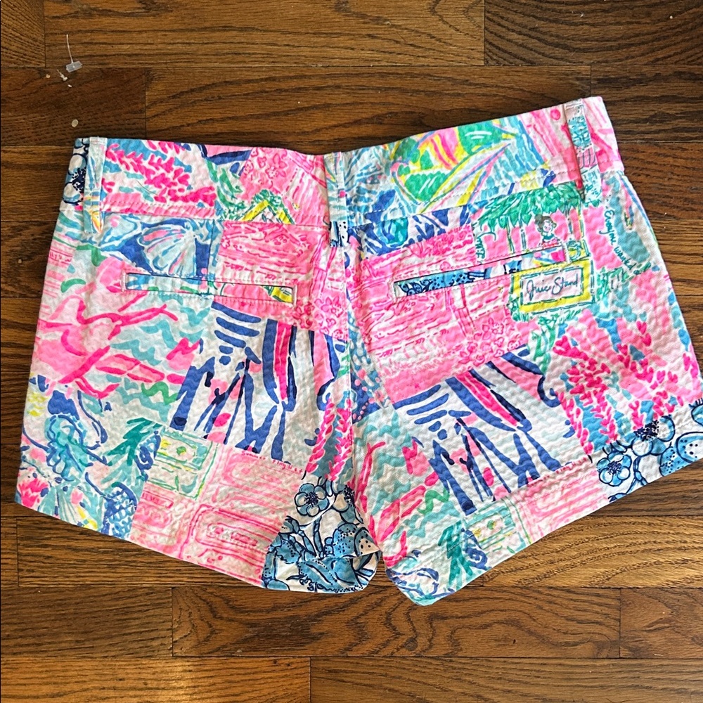 Lilly Pulitzer Vibrant Pink and Blue Women's Bermuda Shorts - Picture 2 of 4